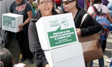 Inicia en Ecatepec la entrega de canastas alimenticias 2012
