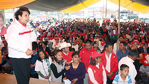 Elda Gómez se compromete a impulsar iniciativas que fortalezcan al sector campesino