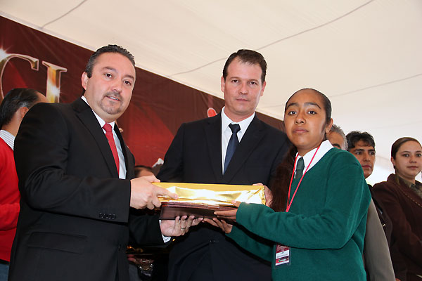 169 alumnos ixtlahuaquenses son reconocidos a través del Programa de Excelencia Estudiantil