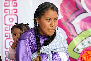 Los pueblos indígenas viven!