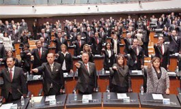 Un 'carrito' de 250 mil para cada senador