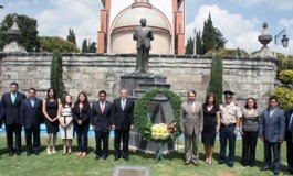 Con trabajo los almoloyojuarenses continúan por la senda del progreso