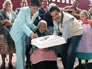 Ayuntamiento de Ocoyoacac festeja en grande a 850 adultos mayores