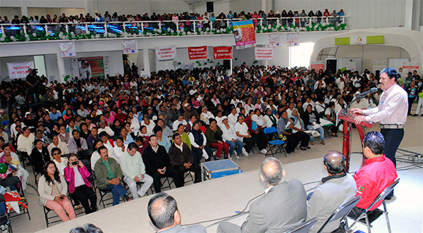 Magna feria de la salud en Almoloya de Juárez