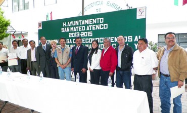 Entregan constancias de capacitación a conductores de transporte público