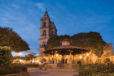 Distinguen a Valle de Bravo como ícono turístico