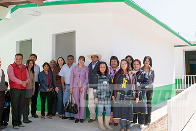 Dignifican instituciones educativas de Xonacatlán
