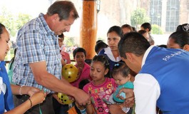 Celebra Ayuntamiento de Valle de Bravo a más de 20 mil niños en su día