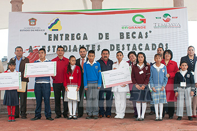 La educación, eje rector de Efraín Victoria