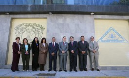 Cumple Jorge Olvera con trabajadores administrativos