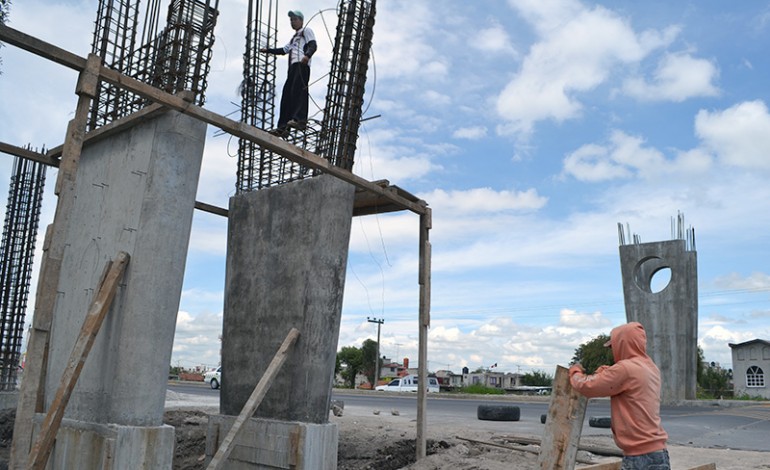 Se activa la obra pública en Xonacatlán