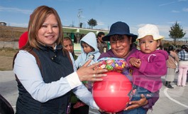 En Temoaya, entregan DIF Municipal y Ayuntamiento 38 mil juguetes con motivo del Día de Reyes
