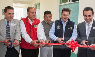 Entregan en Santa Cruz Atizapán obras de pavimentación y salud por más de 15 mdp