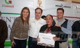 Preside Olga Pérez toma de protesta de 110 vocales del programa Prospera