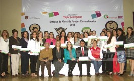 Entrega DIFEM apoyos extraordinarios a Sistemas Municipales de las regiones II, VII y XIII