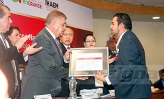Por acreditar mejora continua dentro de la hacienda municipal, IHAEM condecora a San Mateo Atenco
