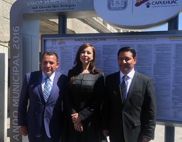 En Capulhuac, Eduardo Neri promulgó el Bando Municipal 2016