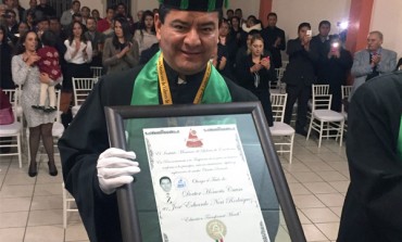 Invisten a Eduardo Neri con Doctorado Honoris Causa