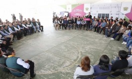 Propondrán por ley becas al extranjero y garantizar lugares para prepa y universidad