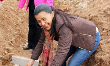 Cumple Marisol González Torres compromiso en la Manzana 6° El Jaral