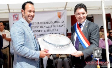 Pueblo Mágico de Valle de Bravo y ciudad francesa de Barcelonnette renuevan lazos de hermandad