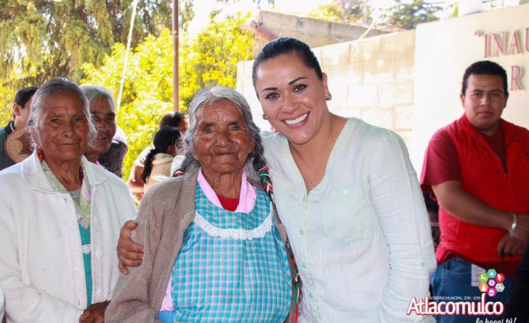 Anna María Chimal inaugura e inicia obras en 3 localidades