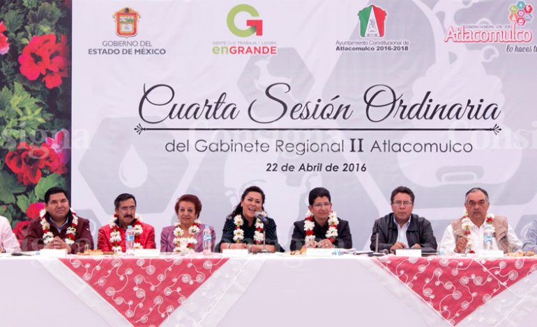 Anna Chimal  Velasco apertura la Alameda Central de Atlacomulco