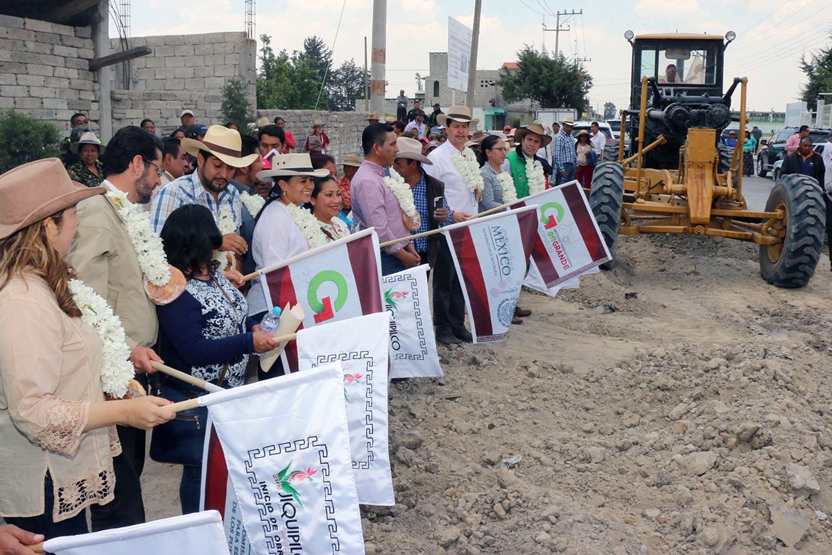Obras de pavimentación y drenaje consolidan el progreso de Jiquipilco