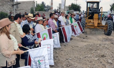 Obras de pavimentación y drenaje consolidan el progreso de Jiquipilco