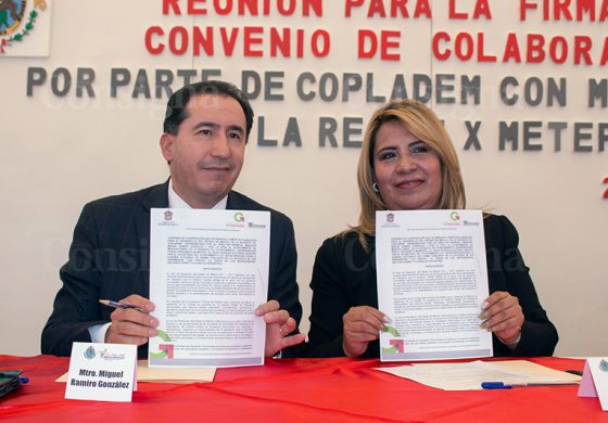 A nombre del Ayuntamiento de Mexicaltzingo; Sara Vázquez signa convenio con el COPLADEM