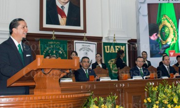 Jorge Olvera rinde Tercer Informe de Actividades al frente de la UAEM