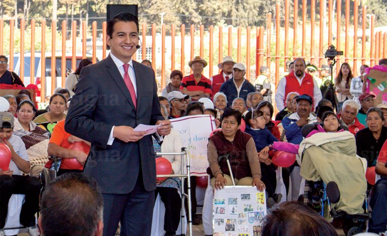 Silvino Pérez Barragán rindió su Primer Informe de Resultados