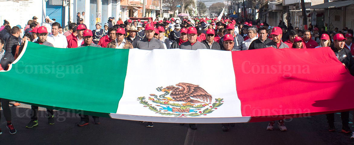 Julio César Serrano encabeza conmemoración por el 107 aniversario del inicio de la Revolución