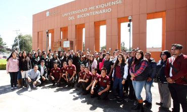 Amplían estudiantes de excelencia conocimientos en universidades de otros países