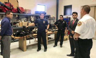 Planean comercialización de calzado atenquense en USA