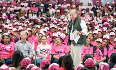 Empoderamiento de mujeres se traduce en reducción de pobreza extrema: Eric Sevilla