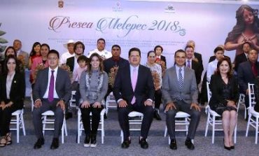 Reciben ciudadanos destacados Presea Metepec 2018