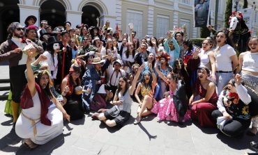 Universitarios celebran Día Mundial del Teatro