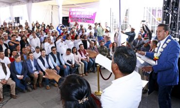 Juan Rodolfo Sánchez toma protesta a autoridades auxiliares en San Pablo Autopan