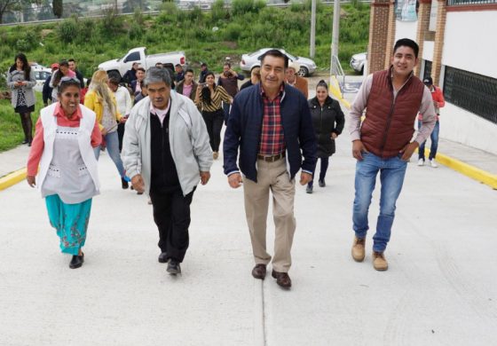 Luis Maya Doro cumple compromiso de campaña en la Cabecera primera sección