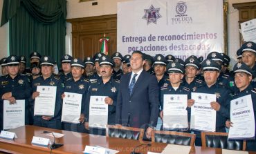Reconoce Juan Rodolfo Sánchez a elementos de seguridad por acciones destacadas