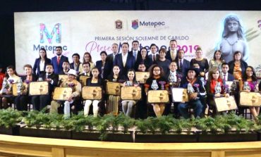 Reconoce Metepec a ciudadanos distinguidos en el marco del 171 aniversario del decreto de título de Villa