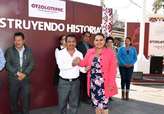 Luego de más de 5 años, gobierno de Otzolotepec adquiere maquinaria