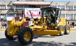 Ayuntamiento de Otzolotepec adquiere máquina motoniveladora