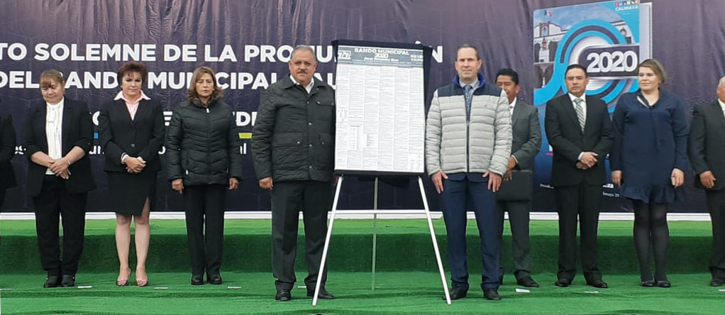 Oscar Hernández promulga Bando Municipal 2020 en Calimaya