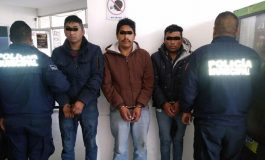 Policía Municipal de Otzolotepec detiene a presunta banda dedicada al robo de vehículos