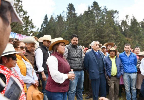 Erika Sevilla y personal de CONAGUA recorren “Los Ajolotes” en busca de solución a la problemática del agua