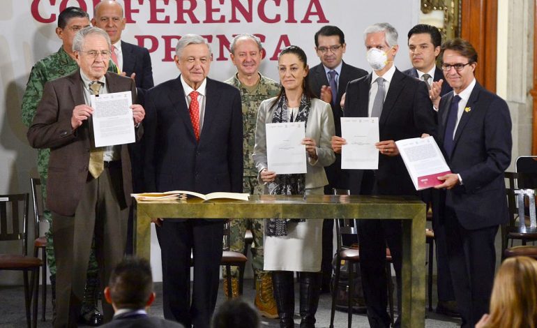 Atestigua Alfredo del Mazo convenio para convertir 23 CRIT a fin de atender pacientes con Covid-19
