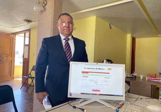 Alejandro Tenorio se registra como precandidato a la presidencia municipal de San Felipe del Progreso por Morena