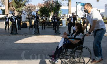 Adultos mayores de Calimaya reciben primera dosis de vacuna anticovid